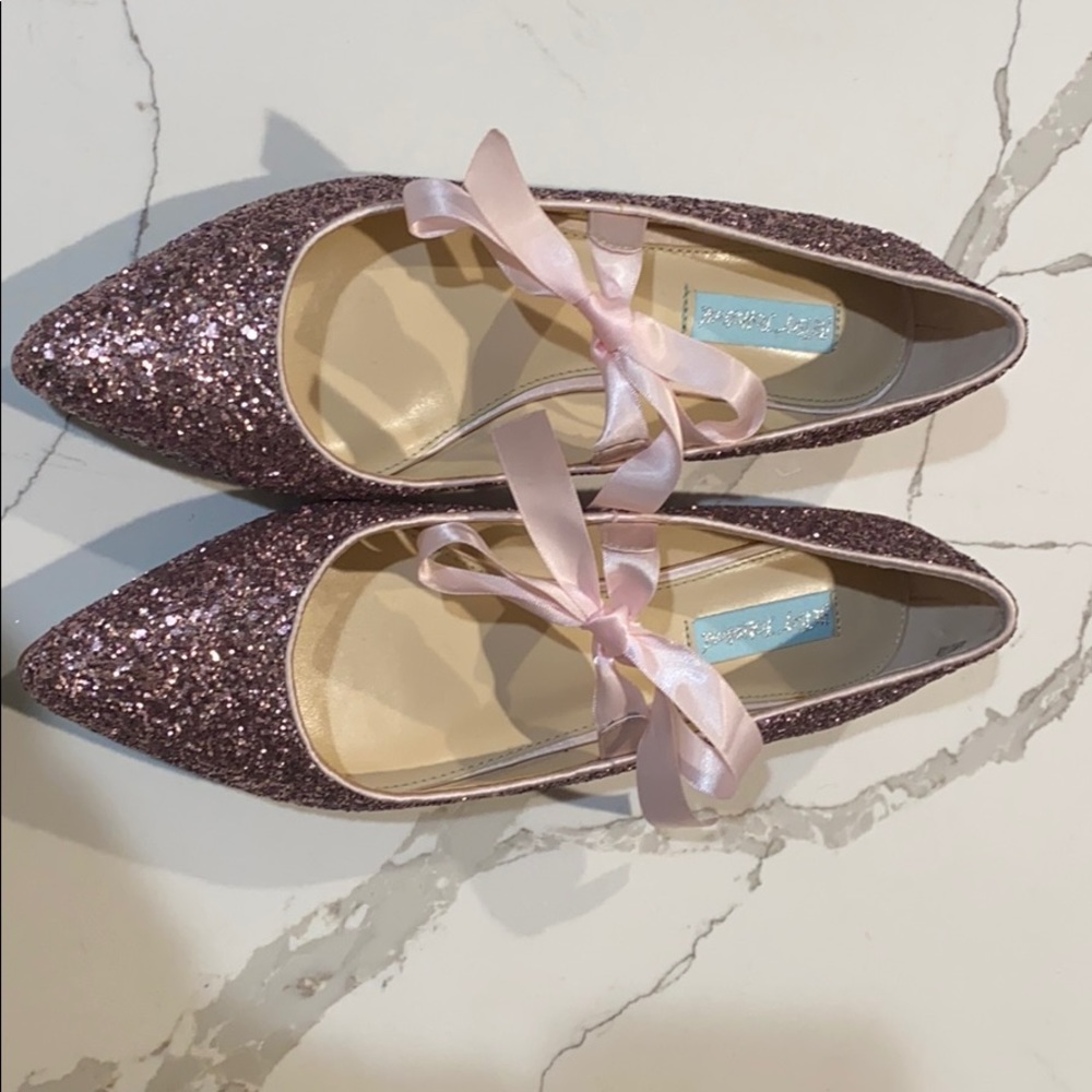 Betsy Johnson Glittery Flats